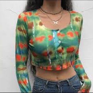 𝅺Y2K Long Sleeve Crop Top Multi Print Size Medium NWT